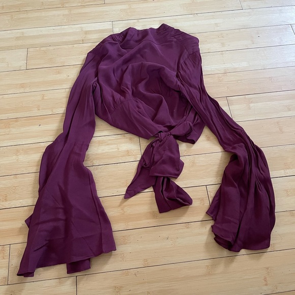 Lulus crop top wine color open back - Picture 2 of 4